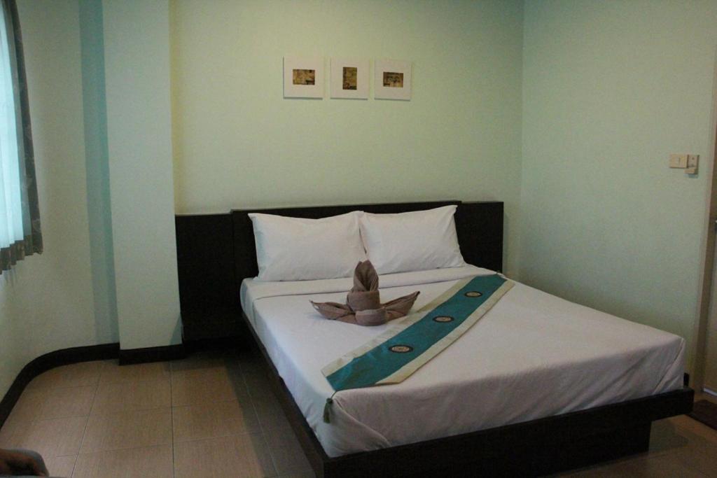 Baan Vor. Sumongkol Service Apartment Хон Каен Номер фото